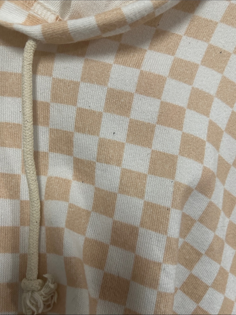 Vestique Beige & White Checkerboard Cropped Hoodie - Picture 4 of 4